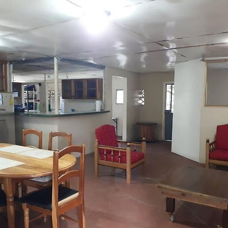 Gia'S Garage & Home For Bocas Travelers Almirante Экстерьер фото